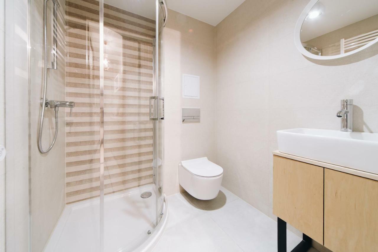 M6 Main Square Stylish One Bedroom Krasków Εξωτερικό φωτογραφία